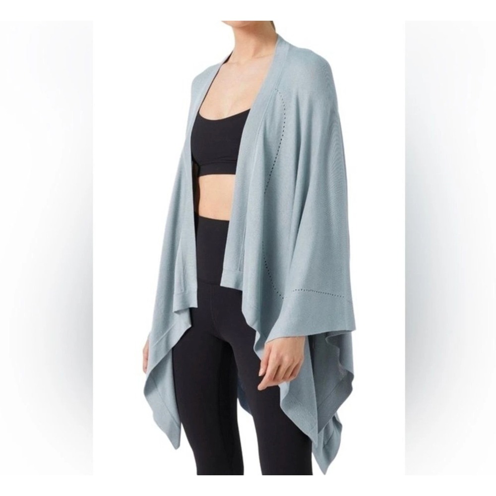 Lululemon Open Mind Lightweight Silk Blend Wrap Poncho/Cape Blue Cast One Size